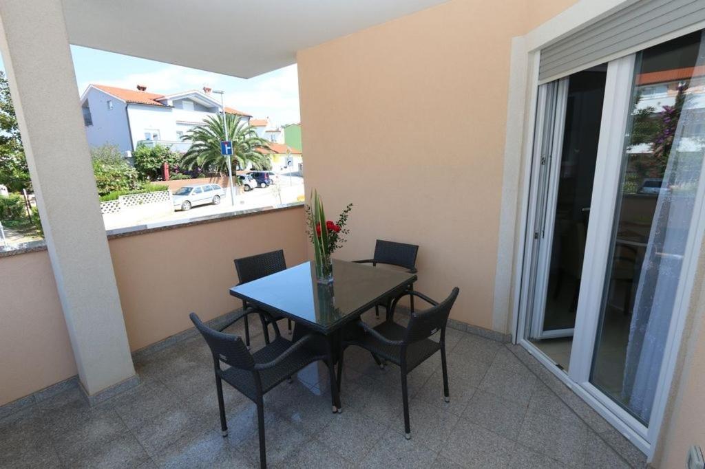 Guesthouse Medulin Exterior photo