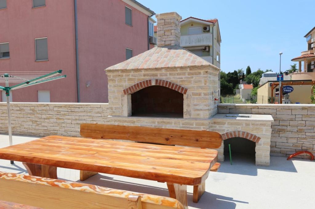 Guesthouse Medulin Exterior photo